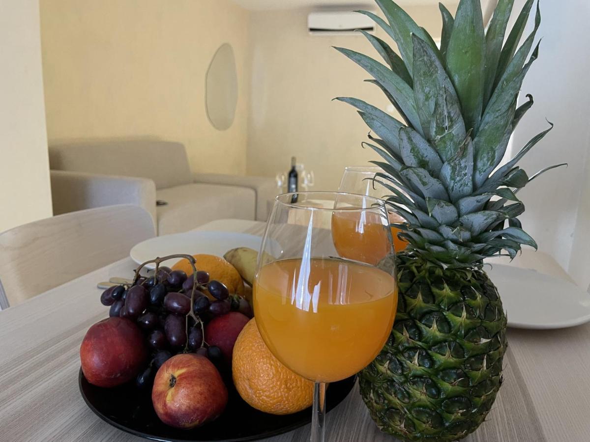 Cozy Apartment Matijas With Private Parking And Terrace 스플리트 외부 사진